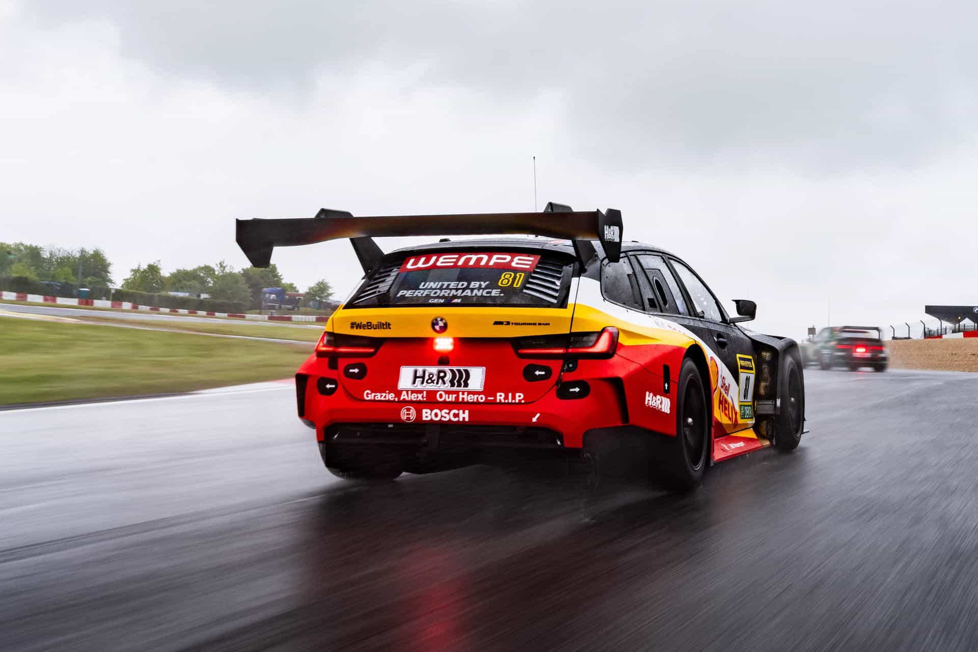 BMW M3 Touring 24h Outpaced the M4 GT3 at the Nurburgring