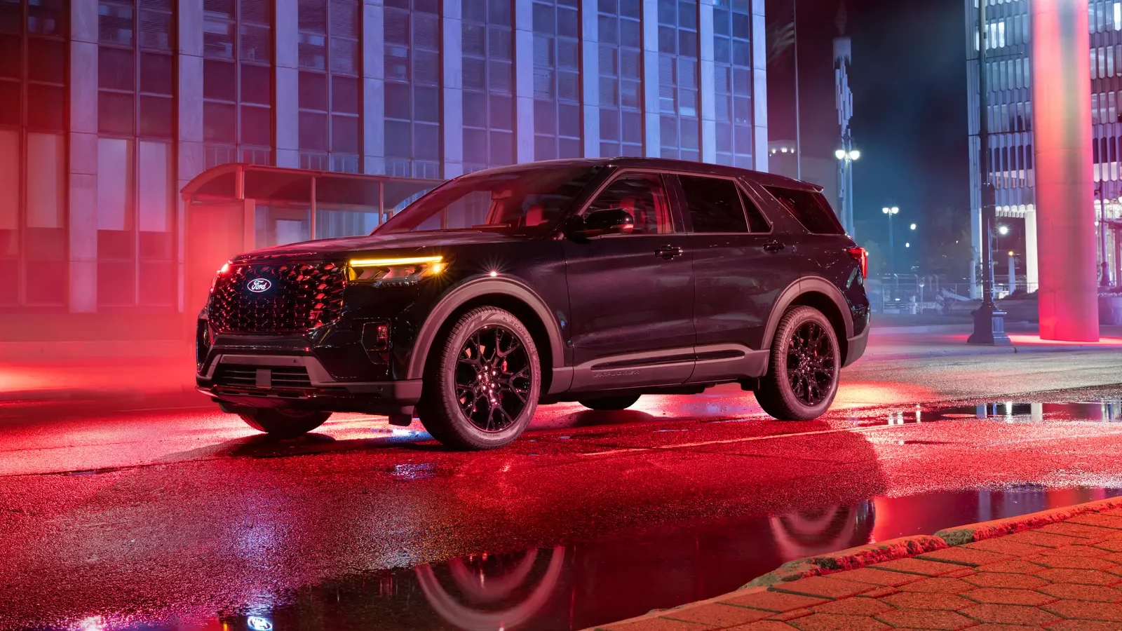 The 2027 Ford Explorer Gets Sinister (Thanks to a New Package)